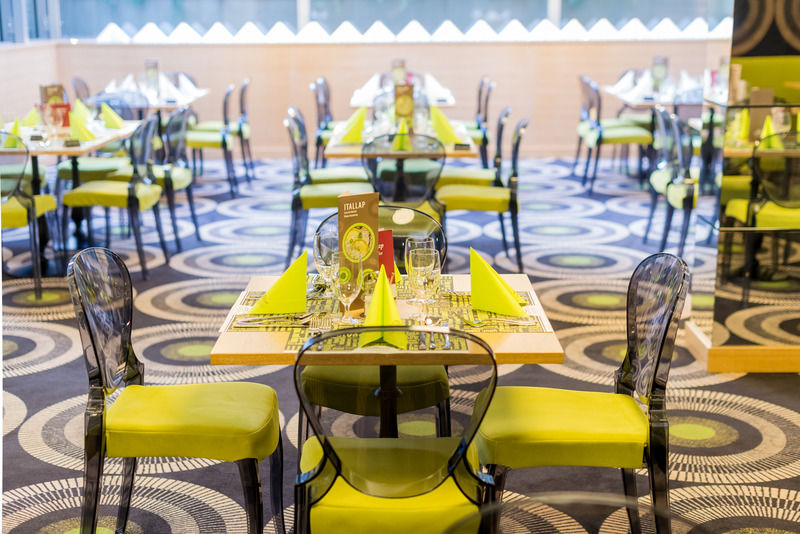 Aquaticum Debrecen Termal & Wellness Hotel Экстерьер фото