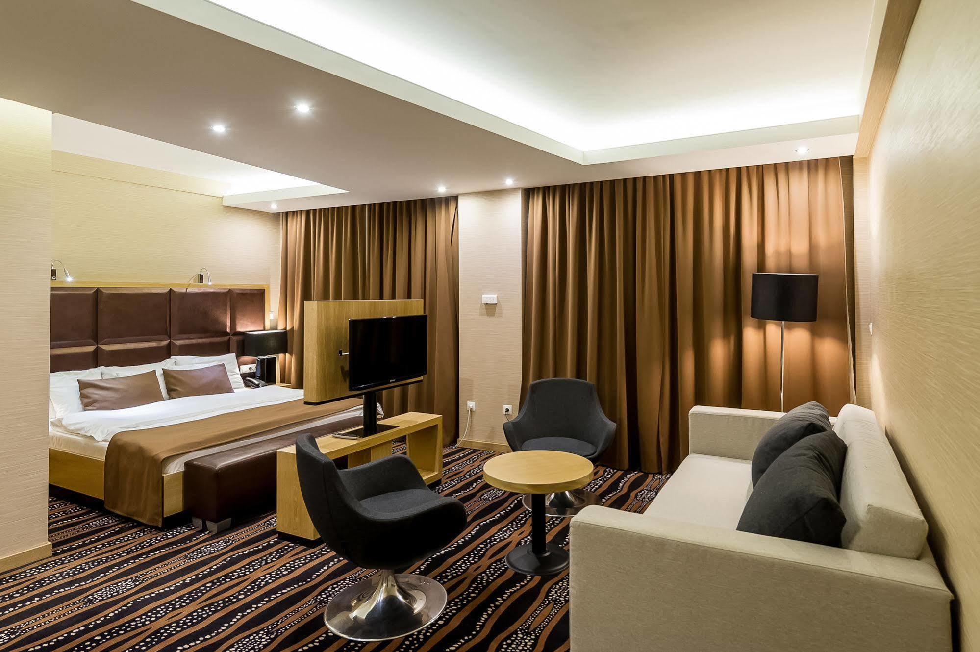 Aquaticum Debrecen Termal & Wellness Hotel Экстерьер фото